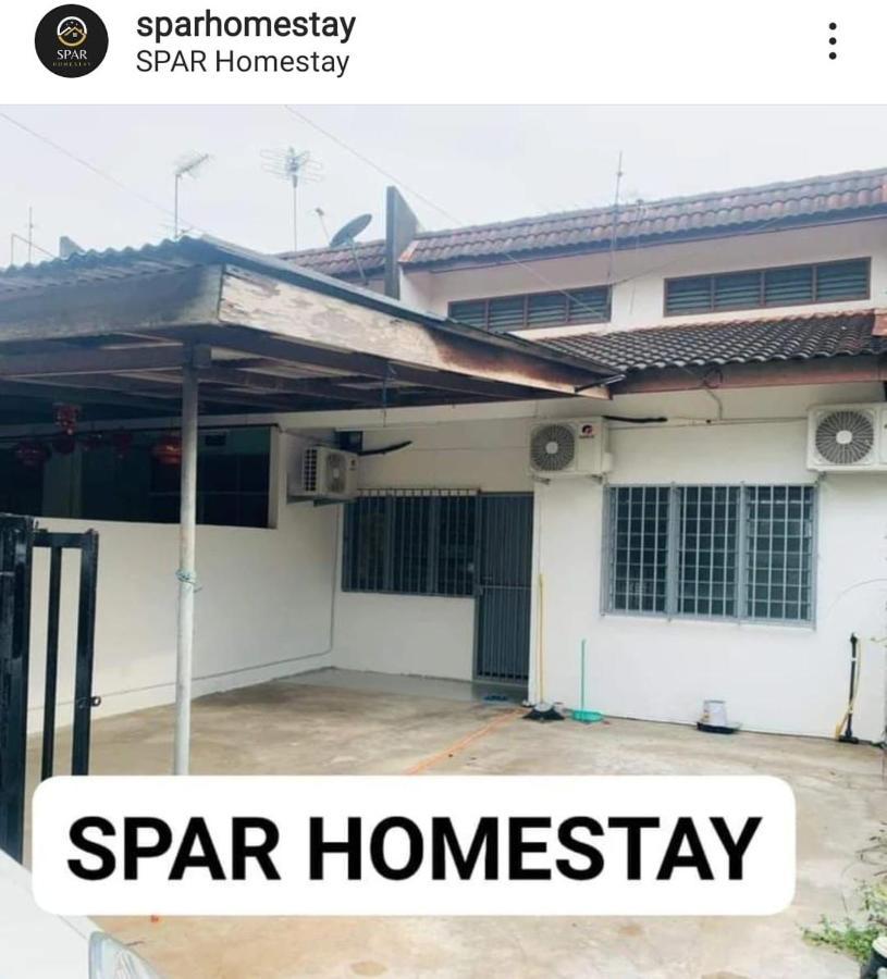 Spar Homestay Κότα Μπάρου Εξωτερικό φωτογραφία